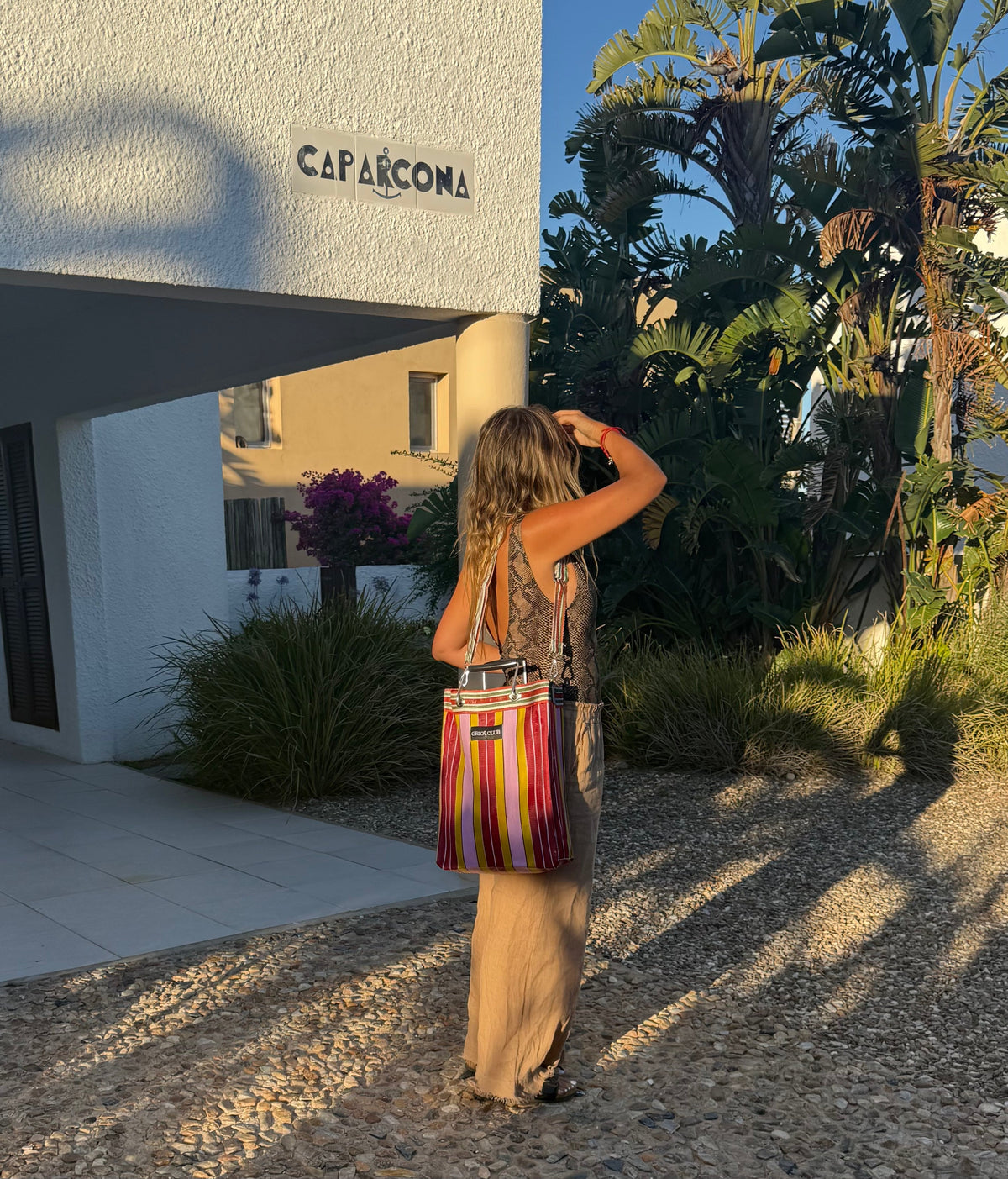 Detalle de la tela resistente del Griot Summer Tote - Griot Club